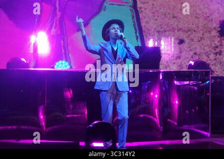 29. August 2019, Florida, USA: Beck tritt am 29. August 2019 im MidFlorida Credit Union Amphitheatre in Tampa auf. (Foto: © Tampa Bay Times via ZUMA Wire) Stockfoto