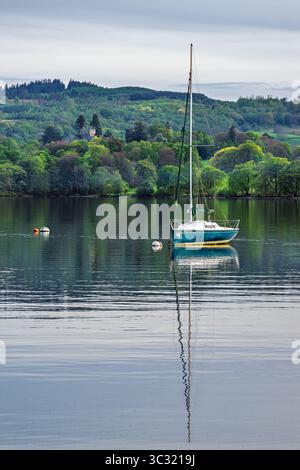 Sonnenuntergang über Windermere Lake, Ambleside, Lake District, Cumbria, England Stockfoto