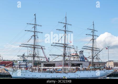 Aberdeen, Schottland, Vereinigtes Königreich - 18. Juli 2025: Schiffe, die an den Tall Ships-Rennen 2025 teilnehmen, kommen in Aberdeen an. Christian radikch ist ein Stockfoto