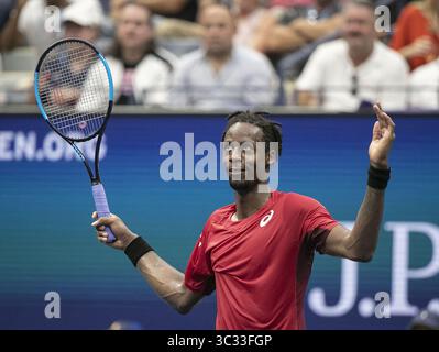 4. September 2019, Flushing Meadows, New York, Vereinigte Staaten von Amerika: Während des   Matches gegen    am 10. Tag der US Open 2019 im USTA Billie Jean King National Tennis Center am Mittwoch, 4. September 2019, im Stadtteil Flushing des Queens Borough von New York City. JAVIER ROJAS/PI (Bild: © Prensa Internacional Via ZUMA Wire) Stockfoto