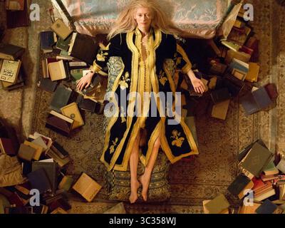 4. FEBRUAR 2014 - HOLLYWOOD, USA - ONLY LOVERS LEFT ALIVE (2013). TILDA SWINTON. JIM JARMUSCH (DIR). (Kreditbild: © Entertainment Pictures/ZUMA Press) Stockfoto