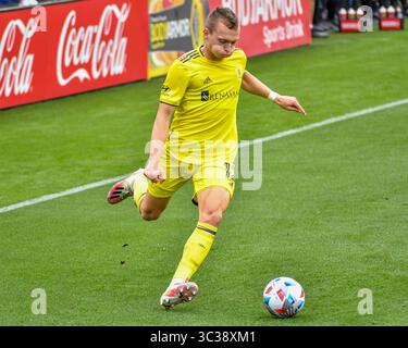 24. April 2021: Nashville-Verteidiger Alistair Johnston (12) im Nissan Stadium in Nashville, TN, im MLS-Spiel zwischen CF Montreal und Nashville SC. Kevin Langley/CSM(Kreditbild: &Copy; Kevin Langley/CSM via ZUMA Wire) Stockfoto