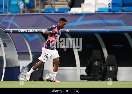 27. April 2021, VALDEBAS, MADRID, SPANIEN: Vinicius Junior von Real Madrid wärmt sich während der UEFA Champions League auf, Halbfinale Leg zwei, Fußballspiel zwischen Real Madrid und Chelsea FC im Alfredo Di Stefano Stadion am 27. April 2021 in Valdebebas, Madrid, Spanien. (Bild: © Oscar J. Barroso/AFP7 via ZUMA Wire) Stockfoto