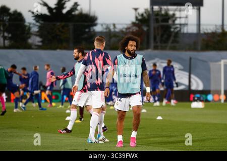 27. April 2021, VALDEBAS, MADRID, SPANIEN: Marcelo Vieira von Real Madrid wärmt sich während der UEFA Champions League auf, Halbfinale Leg zwei, Fußballspiel zwischen Real Madrid und Chelsea FC im Alfredo Di Stefano Stadion am 27. April 2021 in Valdebebas, Madrid, Spanien. (Bild: © Oscar J. Barroso/AFP7 via ZUMA Wire) Stockfoto