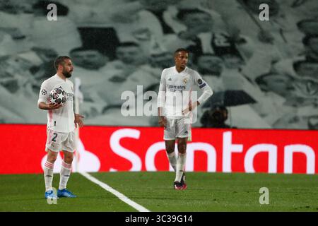 27. April 2021, VALDEBAS, MADRID, SPANIEN: Daniel Carvajal von Real Madrid in Aktion während der UEFA Champions League, Halbfinale Leg zwei, Fußballspiel zwischen Real Madrid und Chelsea FC im Alfredo Di Stefano Stadion am 27. April 2021 in Valdebebas, Madrid, Spanien. (Bild: © Oscar J. Barroso/AFP7 via ZUMA Wire) Stockfoto