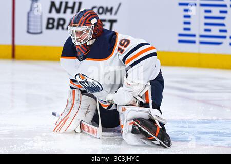 10. Mai 2021: Edmonton Oilers Torhüter Mikko Koskinen (19) zieht sich während des Spiels Edmonton Oilers gegen Montreal Canadiens im Bell Centre in Montreal, Quebec, auf das Eis. David Kirouac/CSM(Credit Image: &Copy; David Kirouac/CSM via ZUMA Wire) Stockfoto