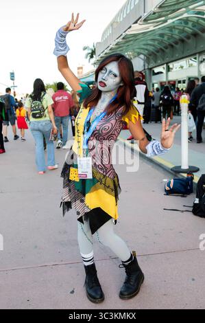 Cosplayer - Impressionen von der San Diego Comic-Con International 2025. Sandiego, 25.07.2025 *** Cosplayer Impressions from the San Diego Comic Con International 2025 SanDiego, 25 07 2025 Foto:XC.xVanxWagonerx/xFuturexImagex sdcc 5937 Stockfoto