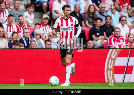 Eindhoven, Niederlande. Juli 2025. EINDHOVEN, NIEDERLANDE - 26. JULI: Ivan Perisic von PSV dribbelt während des Vorsaison-Freundschaftsspiels zwischen PSV und Athletic Club im Philips Stadion am 26. Juli 2025 in Eindhoven, Niederlande. (Foto von Joris Verwijst/Orange Pictures) Credit: Orange Pics BV/Alamy Live News Stockfoto