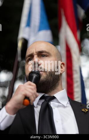 Glasgow, Schottland, 26. Juli 2025. märz der UK Independence Party (UKIP) „Mass-Deportations Now“, mit Anführer Nick Tenconi, in Glasgow, Schottland, am 26. Juli 2025. Foto: Alamy Live News. Stockfoto