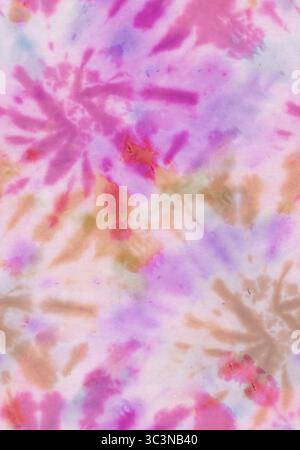 Ein rosafarbenes und lila Tiedye-Muster sorgt für ein abstraktes Textildesign Stockfoto