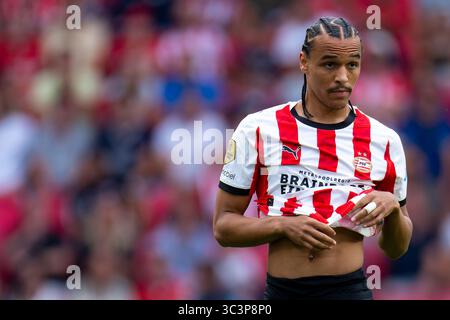 Eindhoven, Niederlande. Juli 2025. EINDHOVEN, NIEDERLANDE - 26. JULI: Kiliann Sildillia von PSV während des Vorsaison-Freundschaftsspiels zwischen PSV und Athletic Club im Philips Stadion am 26. Juli 2025 in Eindhoven, Niederlande. (Foto von Joris Verwijst/Orange Pictures) Credit: Orange Pics BV/Alamy Live News Stockfoto