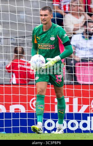 Eindhoven, Niederlande. Juli 2025. EINDHOVEN, NIEDERLANDE - 26. JULI: Matej Kovar von PSV während des Freundschaftsspiels zwischen PSV und Athletic Club im Philips Stadion am 26. Juli 2025 in Eindhoven, Niederlande. (Foto von Joris Verwijst/Orange Pictures) Credit: Orange Pics BV/Alamy Live News Stockfoto