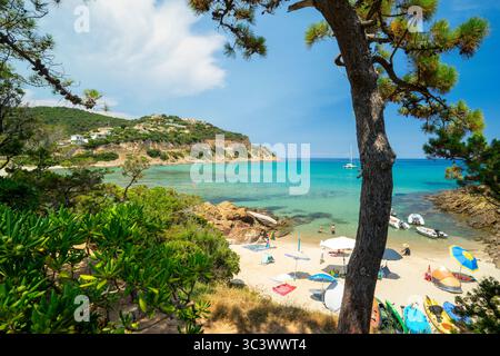 Traumhafter Sandstrand auf Corse, Frankreich Stockfoto