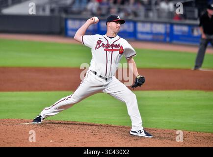 29. April 2021: Atlanta Braves Pitcher Nate Jones liefert ein Spielfeld während des sechsten Inning eines MLB-Spiels gegen die Chicago Cubs im Truist Park in Atlanta, GA. Austin McAfee/CSM(Kreditbild: &Copy; Austin McAfee/CSM via ZUMA Wire) Stockfoto