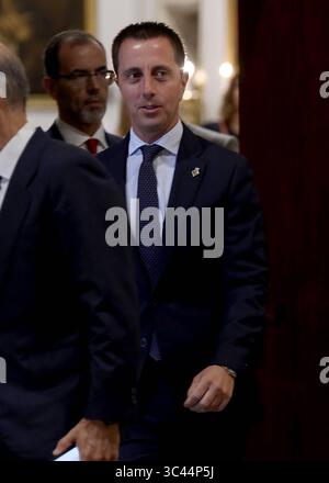 Palma Mallorca, Spanien. Juli 2025. König Felipe VI. Empfängt den Präsidenten der Balearen, Margalida Prohens, am Montag, 28. Juli 2025 im Almudaina-Palast in Palma de Mallorca. Quelle: CORDON PRESS/Alamy Live News Stockfoto