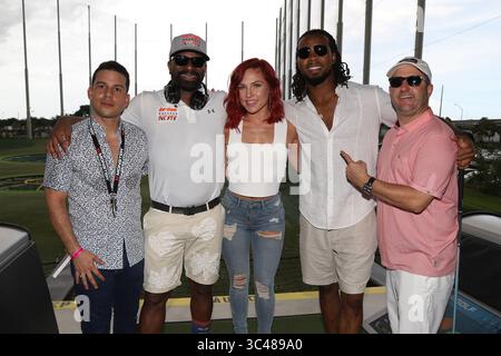 MIAMI GARDENS, FL - JUNI 30: Josh Norman, Sharna May Burgess im Topgolf während des DJ Irie Weekend 2018 am 30. Juni 2018 in Miami, Florida...Leute: Josh Norman, Sharna May Burgess (Kreditbild: © SMG Via ZUMA Wire) Stockfoto