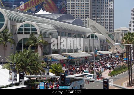 10. Juli 2018 – San Diego, CA, USA – SAN DIEGO, CA. – 19. Juli 2018,- Downtown San Diego ist für die Comic-Con 2018 in San Diego, CA. PHOTO/JOHN GIBBINS Mitarbeiter Fotograf, San Diego Union-Tribune, verkleidet. â 2018 (Kreditbild: © John Gibbins/San Diego Union-Tribune Via ZUMA Wire) Stockfoto