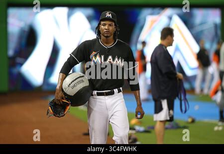 22. August 2018 - Miami, FL, USA - Miami Marlins Pitcher Jose Urena vor dem Start eines Spiels gegen die New York Yankees im Marlins Park in Miami am Mittwoch, den 22. August 2018. (Bild: © David Santiago/TNS via ZUMA Wire) Stockfoto