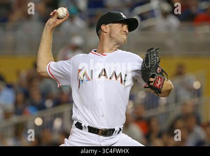 22. August 2018 - Miami, FL, USA - Miami Marlins Pitcher Trevor Richards arbeitet während des zweiten Inning gegen die New York Yankees im Marlins Park in Miami am Mittwoch, den 22. August 2018. Die Marlins haben mit 9:3 gewonnen. (Bild: © David Santiago/TNS via ZUMA Wire) Stockfoto
