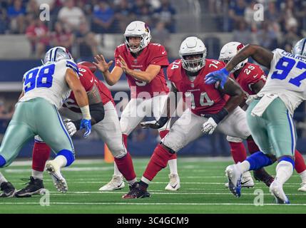 26. August 2018: Der Quarterback der Arizona Cardinals Sam Bradford #9 startet während eines Fußballspiels der Arizona Cardinals und der Dallas Cowboys im AT&T Stadium in Arlington, TX Arizona besiegte Dallas 27-3 Albert Pena/CSM (Credit Image: &Copy; Albert Pena/CSM via ZUMA Wire) Stockfoto