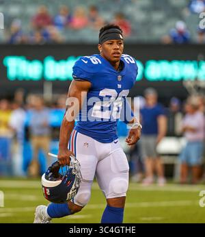 30. August 2018: East Rutherford, New Jersey, USA: New York Giants, die Saquon Barkley (26) im Vorfeld des Vorsaisonspiels zwischen den New England Patriots und den New York Giants im MetLife Stadium in East Rutherford, New Jersey, zurücklaufen. Duncan Williams/CSM(Kreditbild: &Copy; Duncan Williams/CSM via ZUMA Wire) Stockfoto