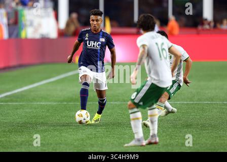 September 2018; Foxborough, MA, USA; Juan Agudelo (17), der die New England Revolution im Gillette Stadion in einem MLS-Spiel zwischen Portland Timbers und New England Revolution spielte. Das Spiel wurde bis zu einem Unentschieden von 1-1 ausgetragen. Anthony Nesmith/CSM(Credit Image: &Copy; Anthony Nesmith/CSM via ZUMA Wire) Stockfoto