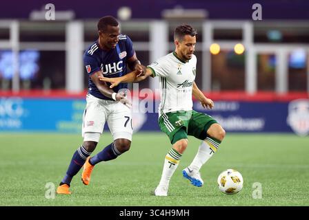 September 2018; Foxborough, MA, USA; Cristian Penilla (70) und der Mittelfeldspieler Sebastian Blanco (10) der Portland Timbers im Gillette Stadium im MLS-Spiel zwischen Portland Timbers und New England Revolution. Das Spiel wurde bis zu einem Unentschieden von 1-1 ausgetragen. Anthony Nesmith/CSM(Credit Image: &Copy; Anthony Nesmith/CSM via ZUMA Wire) Stockfoto