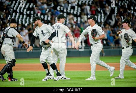 Chicago, Usa. Juli 2025. Chicago White Sox feiern die 6-2 Over the Philadelphia Phillies im Rate Field in Chicago, Illinois am Montag, 28. Juli 2025. Foto: Mark Black/UPI Credit: UPI/Alamy Live News Stockfoto
