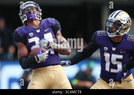 8. September 2018: Washington Huskies Running Back Kamari Pleasant (24) reagiert auf einen Touchdown während eines Spiels zwischen den North Dakota Fighting Hawks und Washington Huskies im Husky Stadium in Seattle, WA. Die Huskies gewannen mit 45:3. Sean Brown/CSM(Credit Image: &Copy; Sean Brown/CSM via ZUMA Wire) Stockfoto