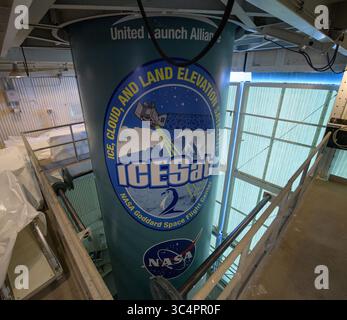13. September 2018 - Vandenberg Air Force Base, Kalifornien, USA - die United Launch Alliance (ULA) Delta II Rakete mit dem NASA Ice, Cloud and Land Elevation Satellite-2 (ICESat-2) an Bord, Donnerstag, September. 13, 2018, Luftwaffenstützpunkt Vandenberg in Kalifornien. Die ICESat-2-Mission wird die wechselnde Höhe des Eises der Erde messen. (Kreditbild: © Bill Ingalls/NASA/ZUMA Wire/ZUMAPRESS.com) Stockfoto