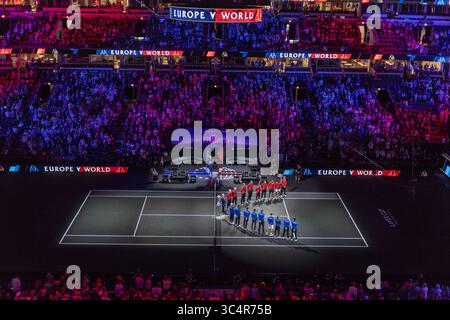 21. September 2018 – Chicago, Illinois, USA – Eröffnungszeremonien vor dem ersten Spiel am ersten Tag des Laver Cup im United Center in Chicago, Illinois. (Bild: © Shelley Lipton/ZUMA Wire) Stockfoto