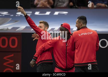 21. September 2018 – Chicago, Illinois, USA – Team World feiert das dritte Einzelspiel am ersten Tag des Laver Cup im United Center in Chicago, Illinois. (Bild: © Shelley Lipton/ZUMA Wire) Stockfoto