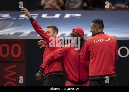21. September 2018 – Chicago, Illinois, USA – Team World feiert das dritte Einzelspiel am ersten Tag des Laver Cup im United Center in Chicago, Illinois. (Bild: © Shelley Lipton/ZUMA Wire) Stockfoto