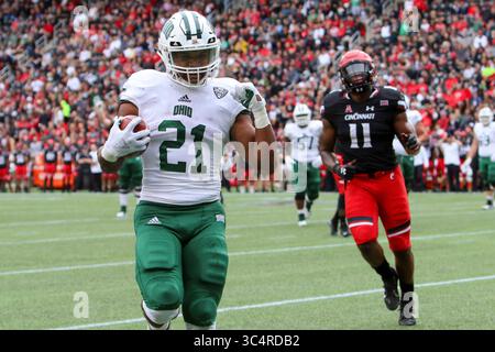 22. September 2018: Ohio Bobcats RB Maleek Irons erzielt einen Touchdown während eines NCAA-Fußballspiels zwischen den Cincinnati Bearcats und den Ohio University Bobcats im Nippert Stadium in Cincinnati, Ohio. Kevin Schultz/CSM(Credit Image: &Copy; Kevin Schultz/CSM via ZUMA Wire) Stockfoto