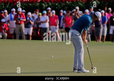 22. September 2018 – Atlanta, Georgia, USA – Justin Rose gewinnt in der dritten Runde der TOUR Championship 2018 den 18. Platz. (Bild: © Debby Wong/ZUMA Wire) Stockfoto