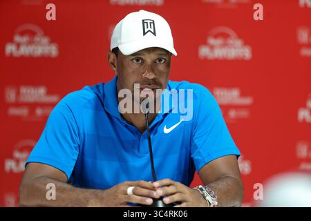22. September 2018 – Atlanta, Georgia, USA – Tiger Woods spricht nach der dritten Runde der TOUR Championship 2018 mit den Medien. (Bild: © Debby Wong/ZUMA Wire) Stockfoto