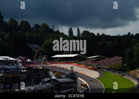 Spa, Belgien - 27. JUL 2025, #1 Max Verstappen (NDL, Red Bull Racing), #63 George Russell (GBR, Mercedes), #23 Alex Albon (THAI, Williams), #44 Lewis H Stockfoto
