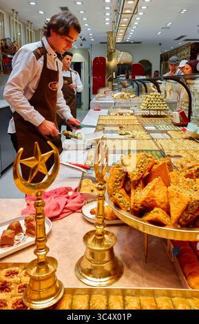 Traditionelle Süßigkeiten in Istanbul Stockfoto