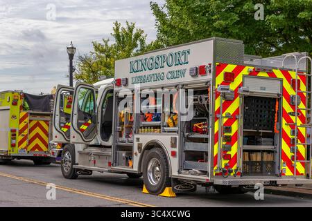 Kingsport, Tennessee 4, USA - 15. Juli 2023: Lebensrettender Crew Truck auf dem Fun fest wurde 1981 mit dem Motto „Community Unity“ für gegründet Stockfoto