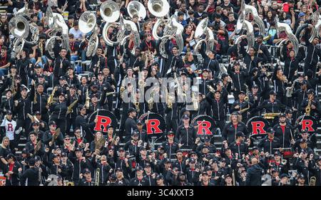 6. Oktober 2018: Die Marching Scarlet Knights während eines NCAA-Fußballspiels zwischen den Illinois Fighting Illini und den Rutgers Scarlet Knights im HighPoint Solutions Stadium in Piscataway, NJ Mike Langish/Cal Sport Media.(Kreditbild: &Copy; Mike Langish/CSM via ZUMA Wire) Stockfoto