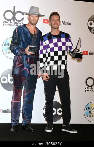 Oktober 2018 - Los Angeles, CA, USA - LOS ANGELES - 9. OCT: Brian Kelley, Tyler Hubbard bei den American Music Awards 2018 im Microsoft Theater am 9. Oktober 2018 in Los Angeles, CA (Credit Image: © Kathy Hutchins via ZUMA Wire) Stockfoto