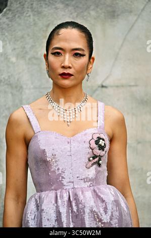 LONDON, GROSSBRITANNIEN. Juli 2025. Sandra Yi Sencindiver bei der Filmpremiere „Alien Earth“ im Barbican Centre, London, Großbritannien. (Foto von 李世惠/siehe Li/Picture Capital) Credit: Siehe Li/Picture Capital/Alamy Live News Stockfoto