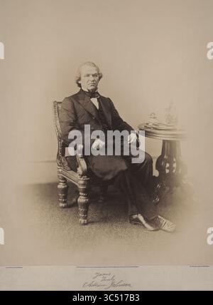 31. Mai 2019, USA: Andrew Johnson (1808-75), 17. Präsident der Vereinigten Staaten, Sitzporträt in voller Länge, Foto von Alexander Gardner, 1866 (Foto: © JT Vintage/Glasshouse Via ZUMA Wire) Stockfoto
