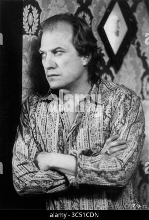 Clarice Starling (Foster) ist eine Top-Studentin an der FBI-Ausbildungsakademie in Quantico. Jack Crawford (Glenn), Leiter der Abteilung für Verhaltenswissenschaften, möchte, dass Clarice Dr. Hannibal Lecter (Hopkins) interviewt, einen brillanten Psychiater, der das Leben hinter Gittern für verschiedene Mord- und Kannibalismus-Handlungen diente. Crawford glaubt, dass Lecter Einblick in eine Reihe von Morden des Serienmörders Buffalo Bill (TED LEVINE) haben könnte und Starling als attraktive junge Frau nur der Köder sein könnte, um ihn herauszulocken. Direktor: Johnathan Damme. (Kreditbild: © JT Vintage via ZUMA Press Wire) Stockfoto