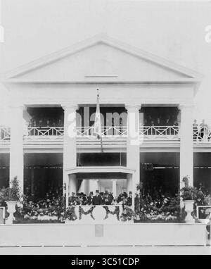 July 2, 2019, Washington, D.C, USA: Inauguration of U.S. President Woodrow Wilson, Washington, D.C., USA, Photograph by F.M. Boteler, March 4, 1913 (Credit Image: © JT Vintage/Glasshouse via ZUMA Wire) Stockfoto