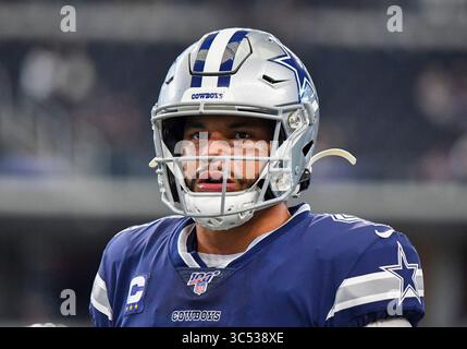 15. Dezember 2019: Dallas Cowboys Quarterback Dak Prescott #4 während eines NFL-Spiels zwischen den Los Angeles Rams und den Dallas Cowboys im AT&T Stadium in Arlington besiegte TX Dallas Los Angeles 44-21 Albert Pena/CSM (Credit Image: &Copy; Albert Pena/CSM via ZUMA Wire) Stockfoto
