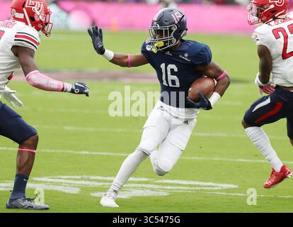 21. Dezember 2019, Orlando, FL, USA: Georgia Southern Running Back Malik Murray (16) sucht während des Cure Bowl im Exploria Stadium in Orlando, Florida, am Samstag, den 21. Dezember 2019, nach einer Spielzeit gegen Liberty. Liberty gewann mit 23:16. (Kreditbild: © TNS via ZUMA Wire) Stockfoto