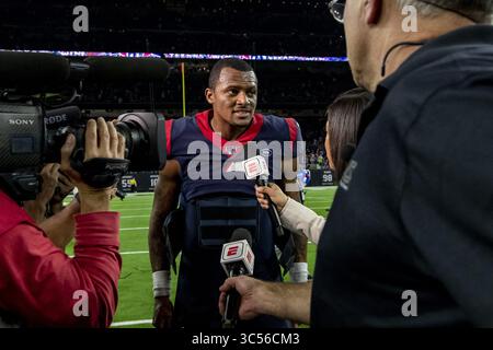 Januar 2020, Houston, Texas, USA: 4. Januar 2020: Houston Texans Quarterback Deshaun Watson (4) nach dem Sieg im Wildcard-Spiel gegen die Buffalo Bills im NRG Stadium in Houston, Texas. Maria Lysaker / ZUMA Press. (Bild: © Maria Lysaker/ZUMA Wire) Stockfoto
