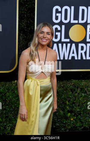 5. Januar 2020, Beverly Hills, Kalifornien, USA: SIENNA MILLER während der Ankunft des roten Teppichs für die 77. Jährlichen Golden Globe Awards im Beverly Hilton Hotel. (Bild: © Kevin Sullivan via ZUMA Wire) Stockfoto
