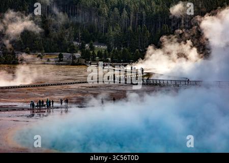 Grand Prismatic Spring, die größte heiße Quelle im Yellowstone-Nationalpark Stockfoto
